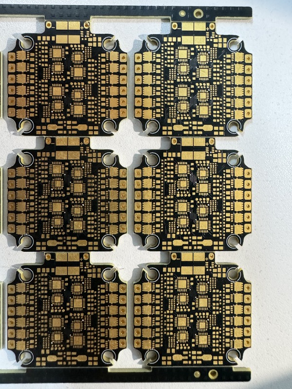 0.2-5.0mm Thinkness Yellow Oil Double Sided PCB  Gold Finish Structure